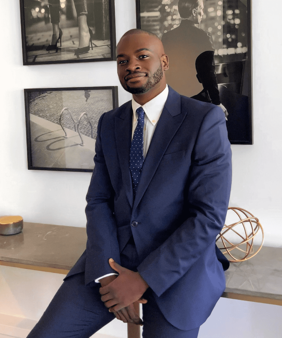 Dr Chris in London Clinic