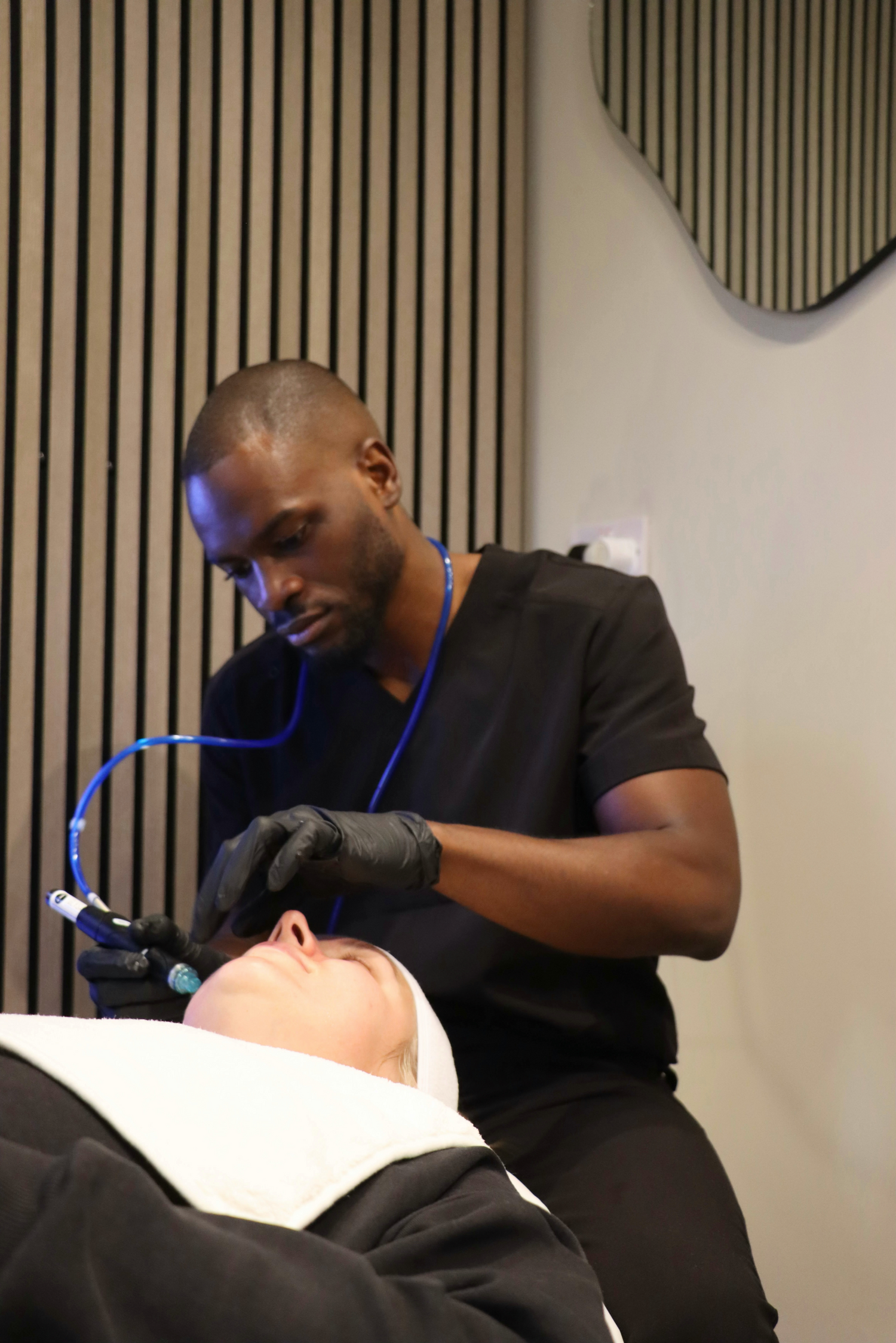 HydraFacial Treatments - Dr. Chris - Regen Clinic